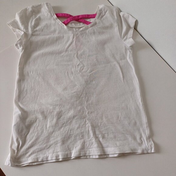 Isaac Mizrahi NY Sequin Travel Theme Strap Back Girl's T-Shirt Size M (7/8) - Picture 2 of 8